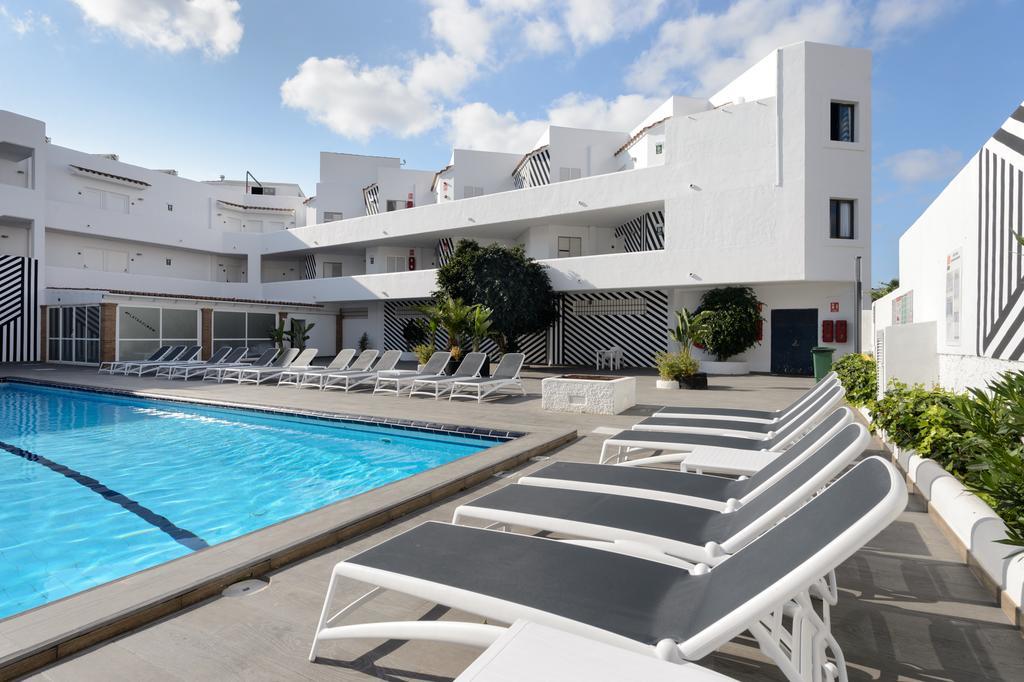 Aparthotel Vibra Mogambo - Adults Only Playa d'en Bossa Exterior foto