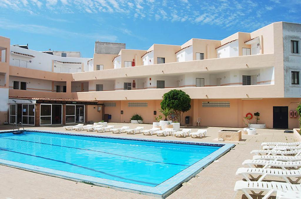Aparthotel Vibra Mogambo - Adults Only Playa d'en Bossa Exterior foto