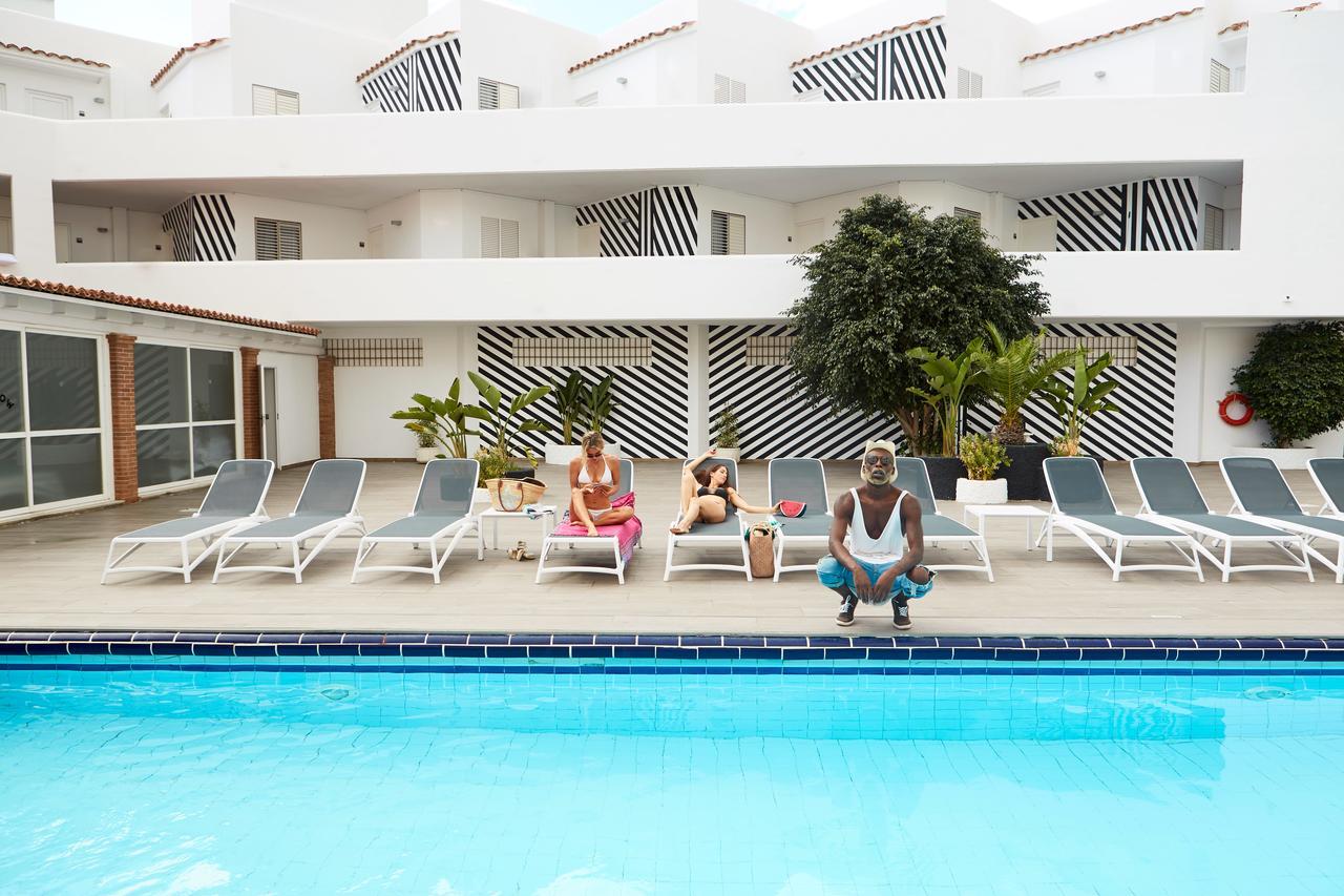 Aparthotel Vibra Mogambo - Adults Only Playa d'en Bossa Exterior foto
