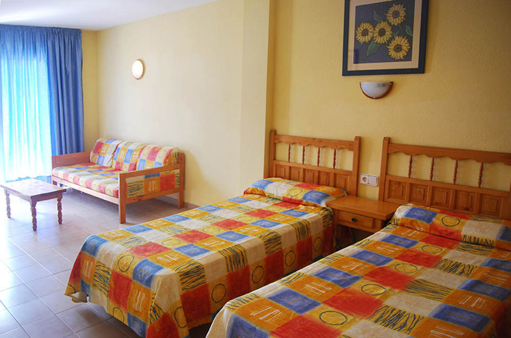 Aparthotel Vibra Mogambo - Adults Only Playa d'en Bossa Exterior foto